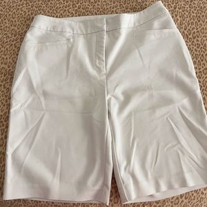 Chico’s white bermuda shorts